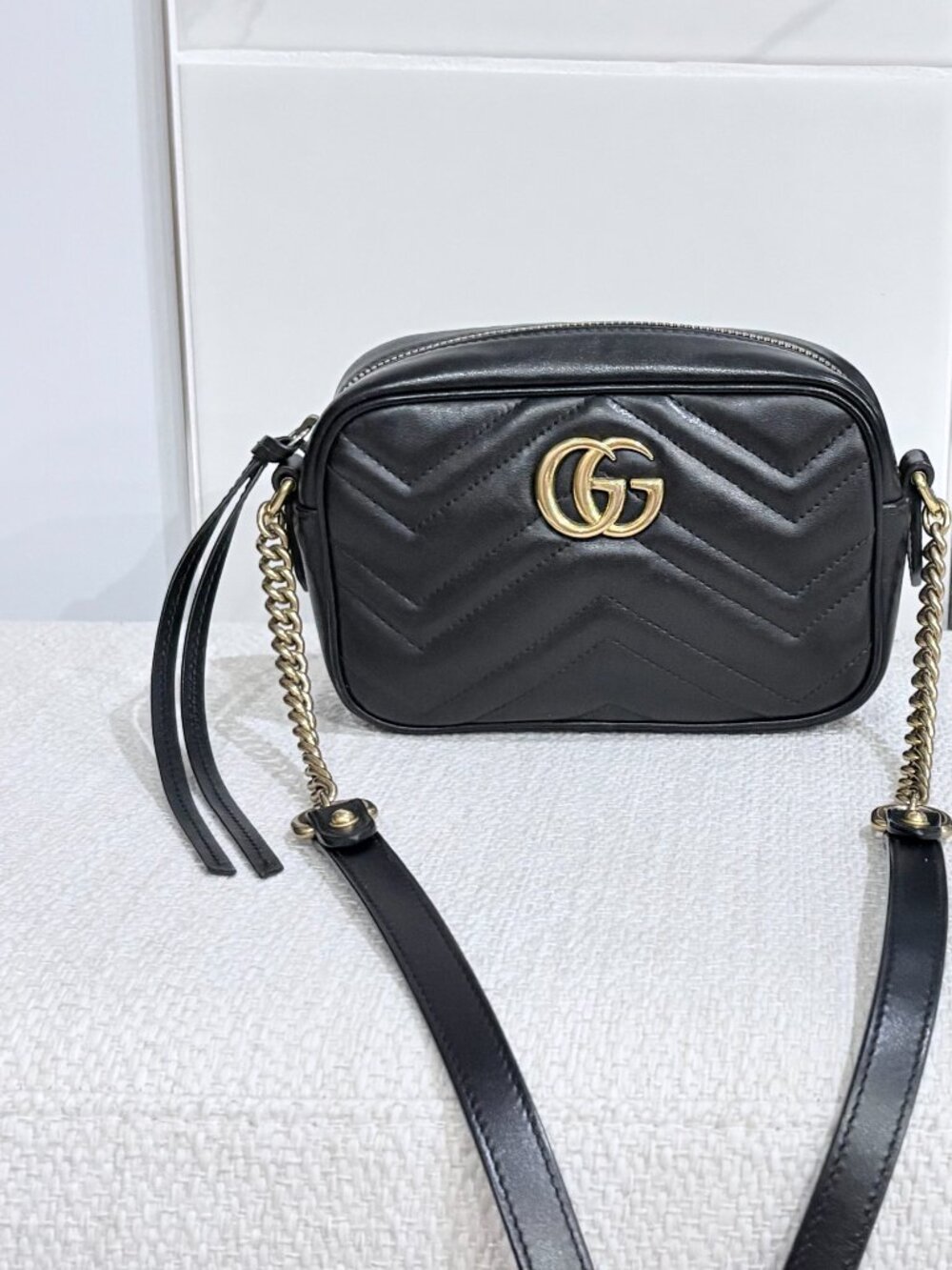 Gucci GG Marmont mini camera bag - Picture 5 of 14